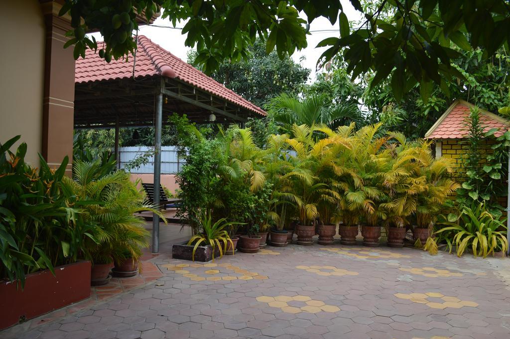 Sam Villa Siem Reap Exterior photo