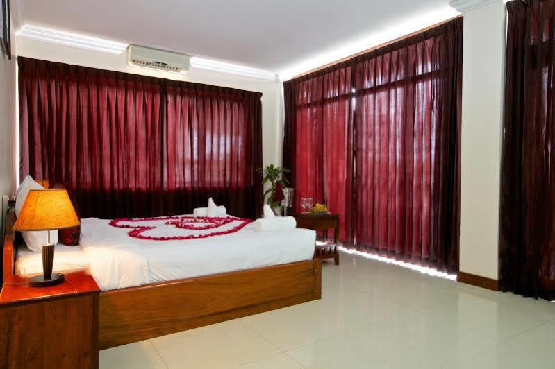 Sam Villa Siem Reap Exterior photo